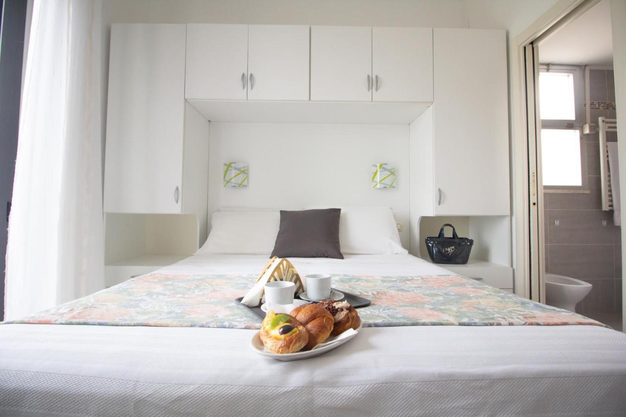 Hotel Morri بيلاريا-إيجيا مارينا المظهر الخارجي الصورة
